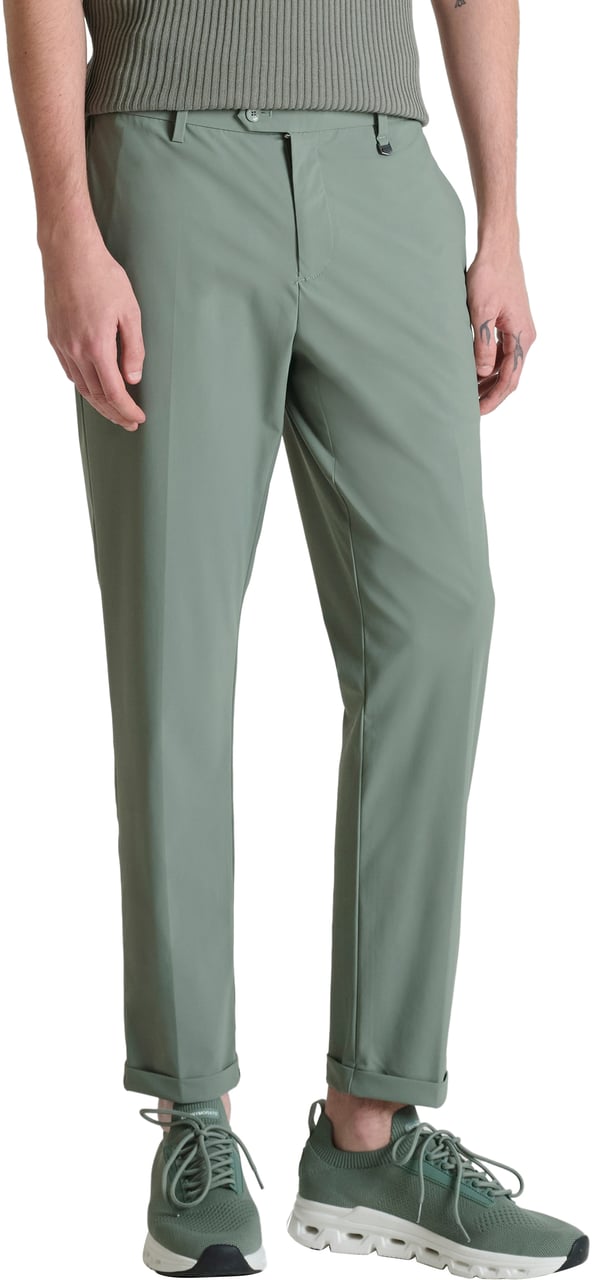 Antony Morato TROUSERS RAD SLIM ANKLE LENGHT FIT IN BI-STRETCH FABRIC TECHNO HANDFEEL Groen