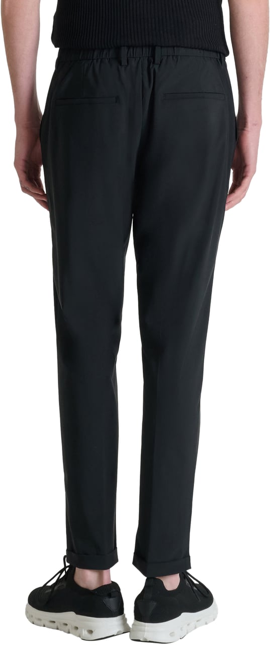 Antony Morato TROUSERS RAD SLIM ANKLE LENGHT FIT IN BI-STRETCH FABRIC TECHNO HANDFEEL Zwart