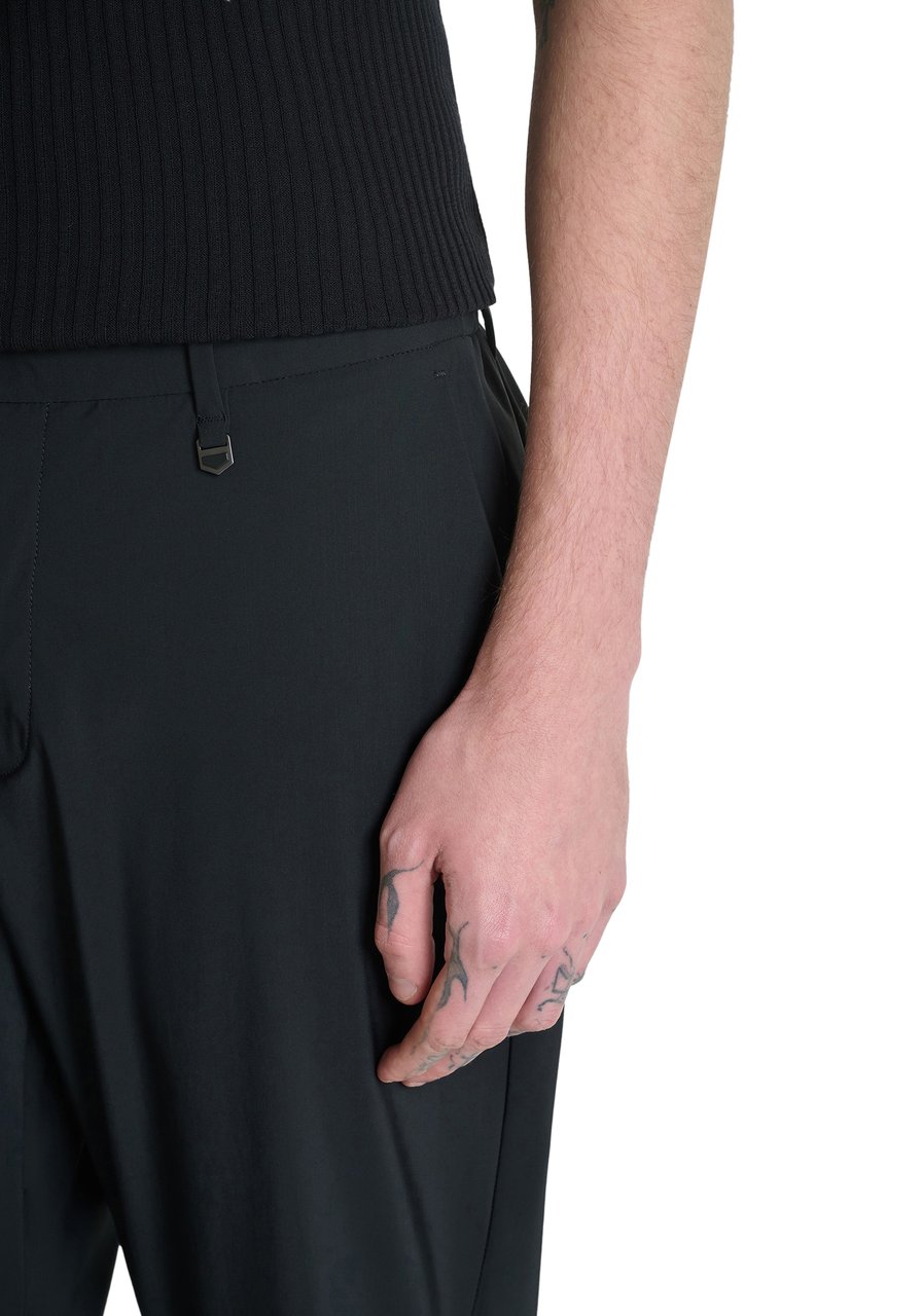 Antony Morato TROUSERS RAD SLIM ANKLE LENGHT FIT IN BI-STRETCH FABRIC TECHNO HANDFEEL Zwart