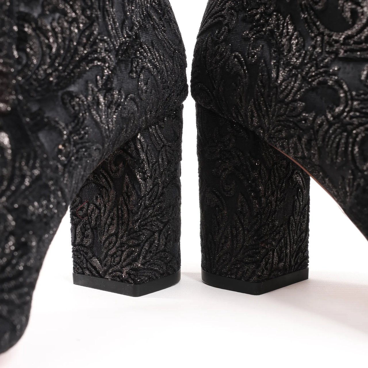 AQUAZZURA Heeled Velvet Ankle Sock Boots Tonal Baroque Tapestry in Black, Size 35.5 EU Zwart