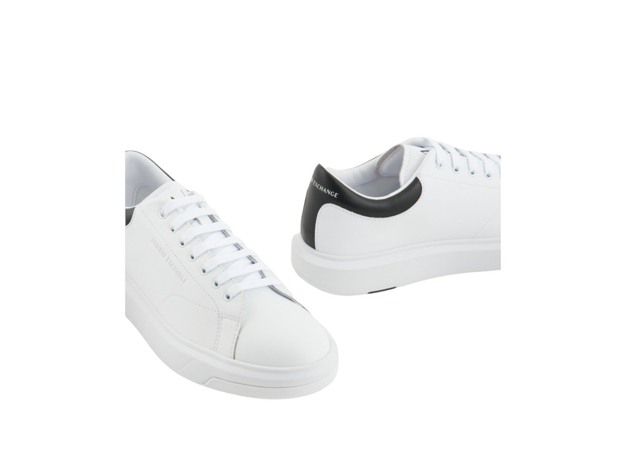 Armani Exchange Sneakers Wit
