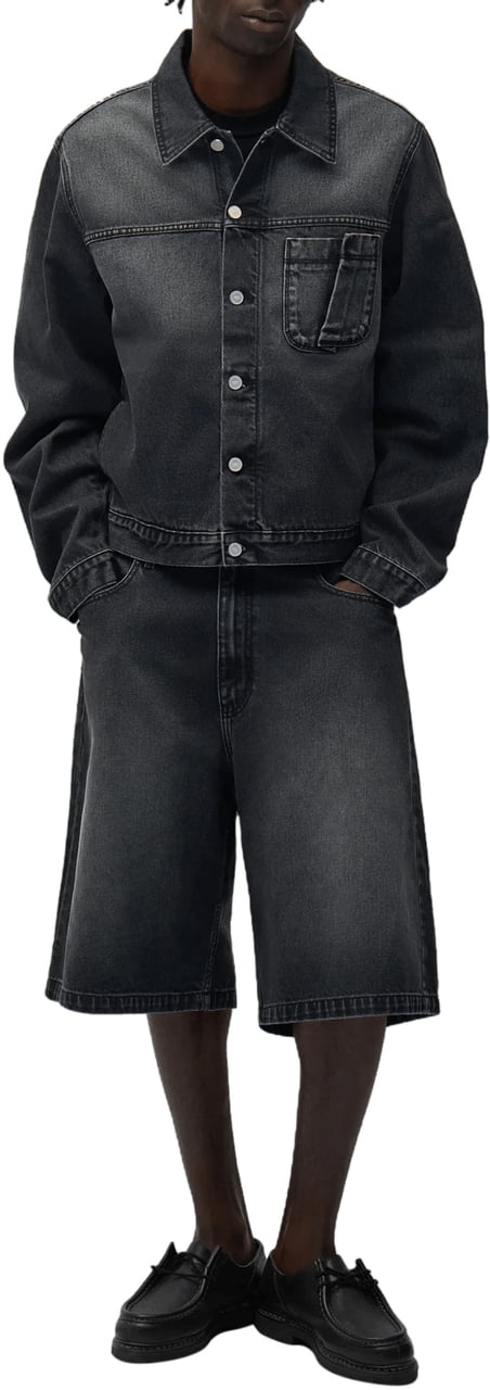 Arte Antwerp Korte denim jeans met ronde zakken, verwassen look, zwart Donkergrijs