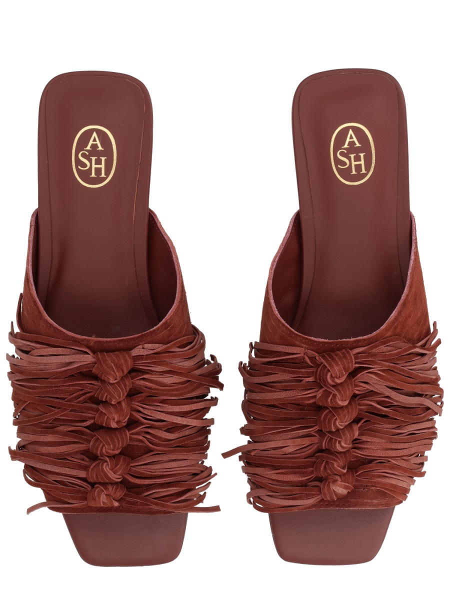 Ash Deep Reddish-Brown Brigitte Knotted Fringes Mules Zwart