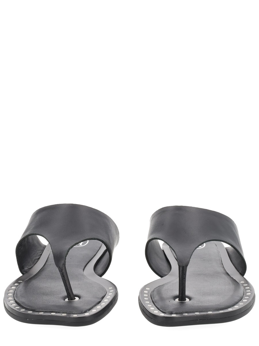 Ash Genius Leather Studded Thong Sandals Zwart