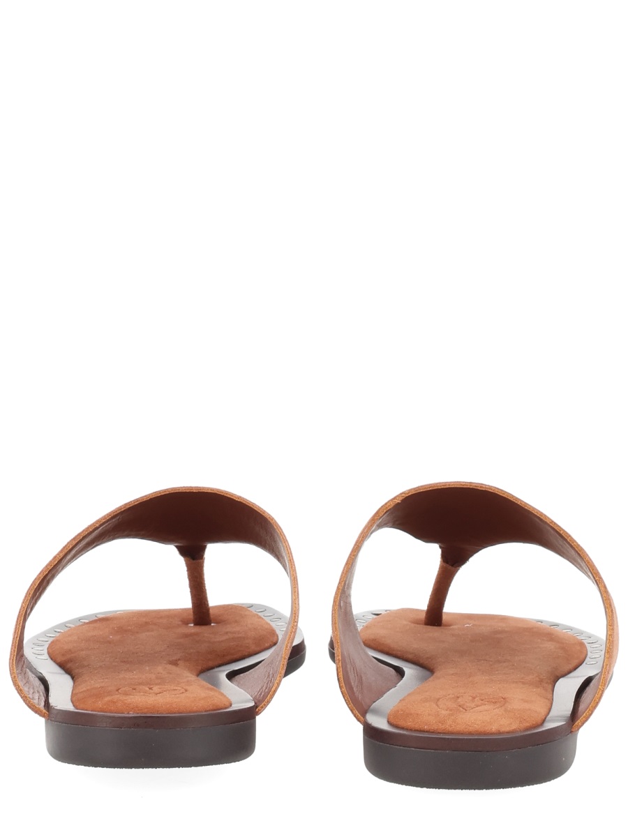 Ash Neutral Genius Studded Wide Strap Sandals Oranje