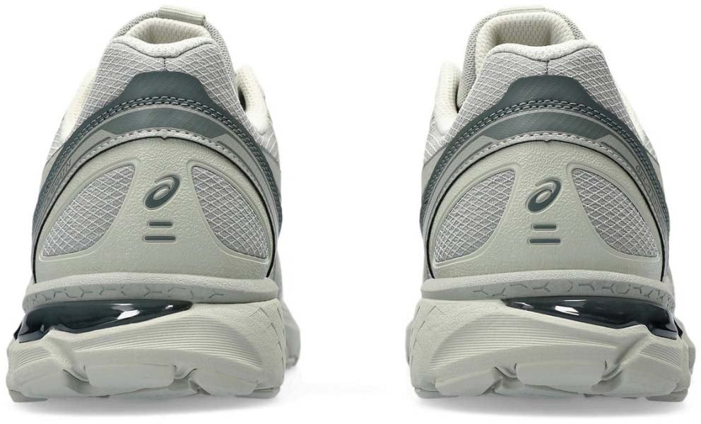 Asics Gel-terrain Seal Grey Sneakers Grijs