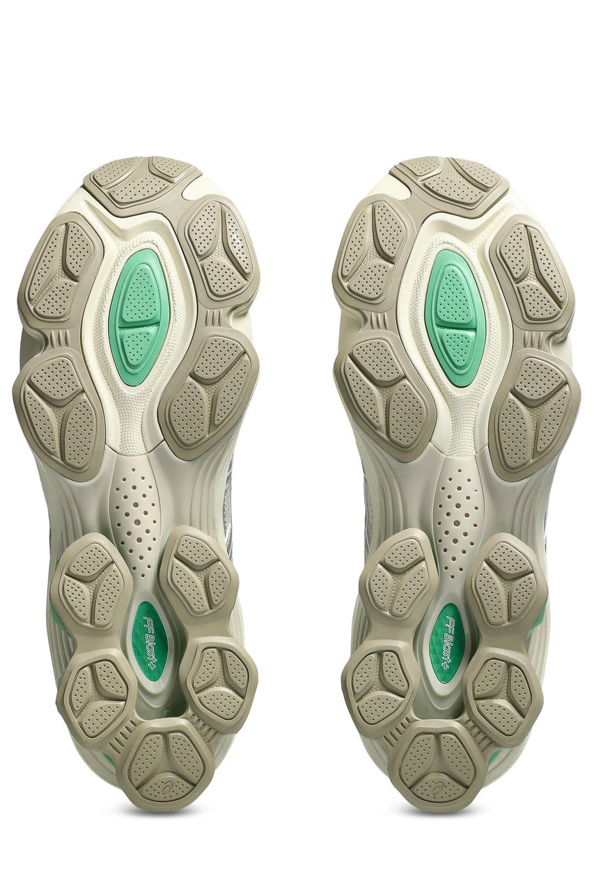 Asics Gel-Kinetic Fluent Sneakers Grijs