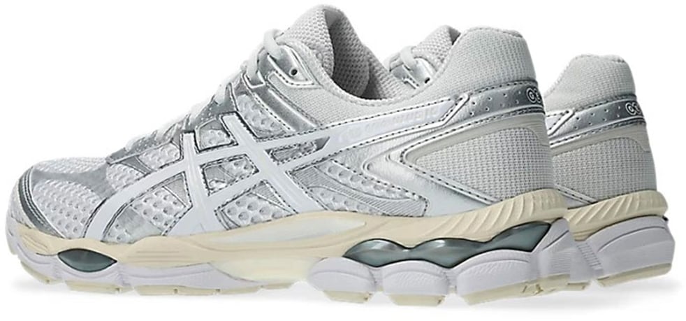 Asics baskets gel cumulus 16 2 Beige