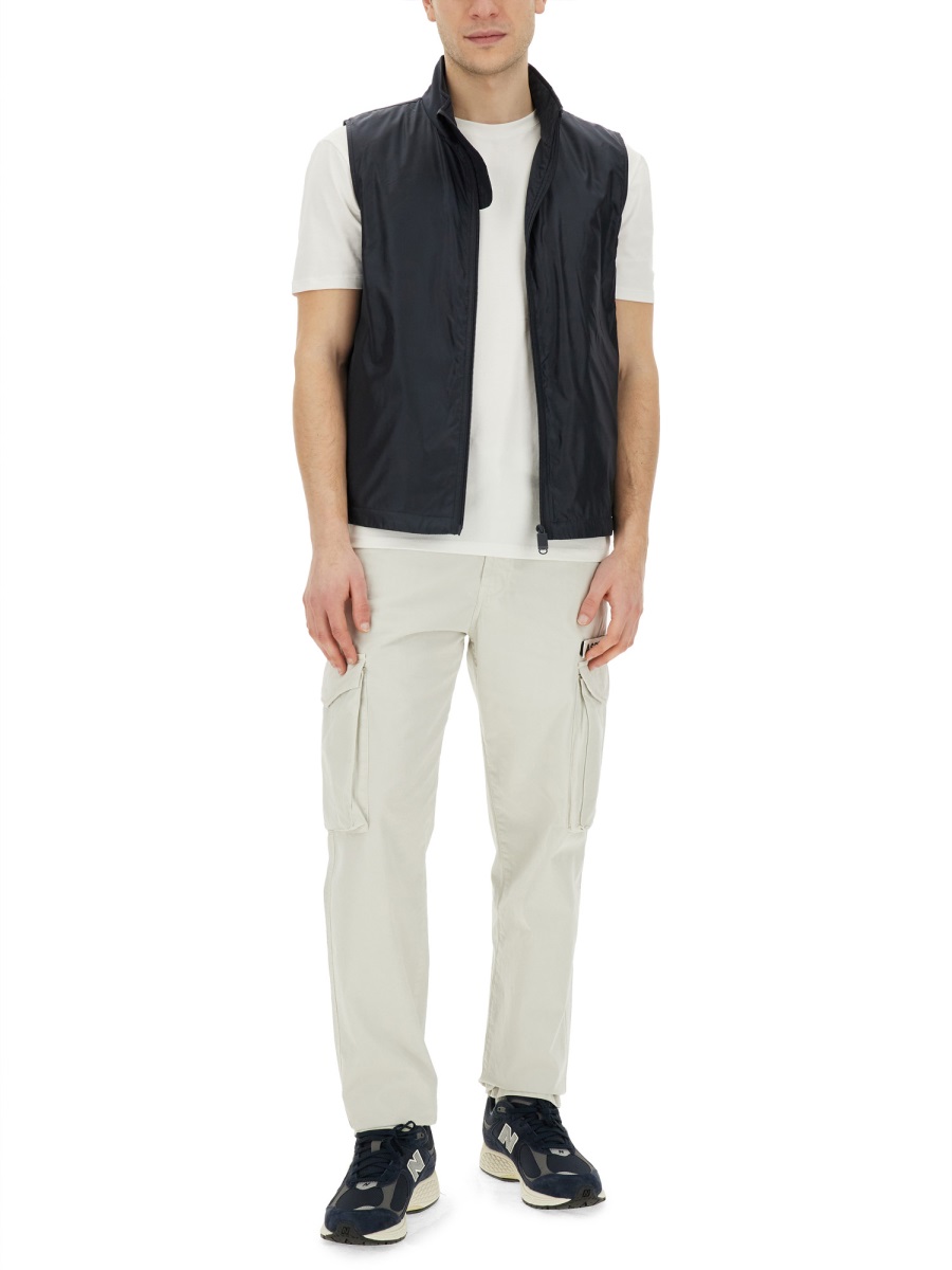 Aspesi Vernes Shiny High Collar Vest Zwart