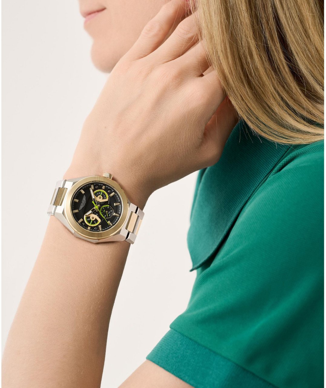 Aston Martin MTRI1F504 Thrill racehorloge 42 mm Zwart