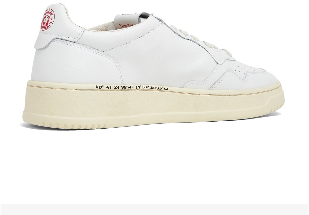 AUTRY MEDALIST LOW SNEAKERS Wit