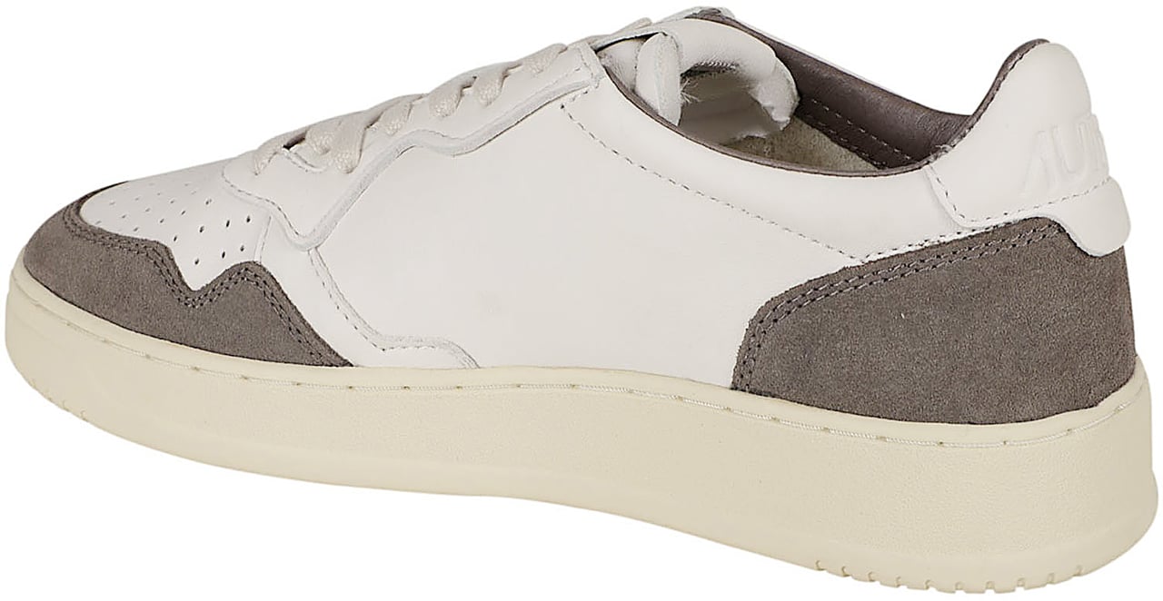 Autry Low-Top Sneakers with Suede and Leather Upper and Contrasting Sole Grijs