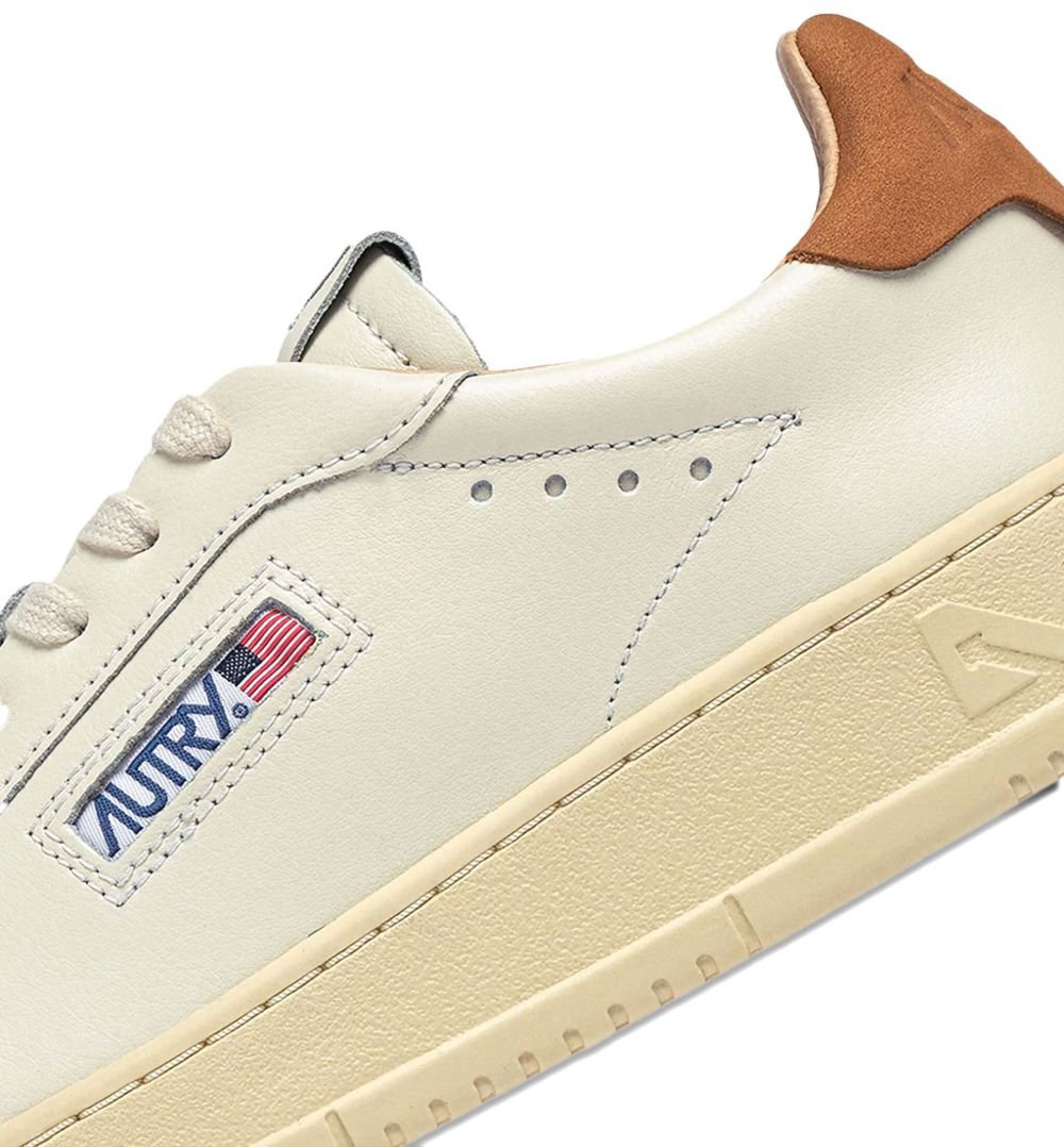 Autry Sneakers Leather Brown Bruin