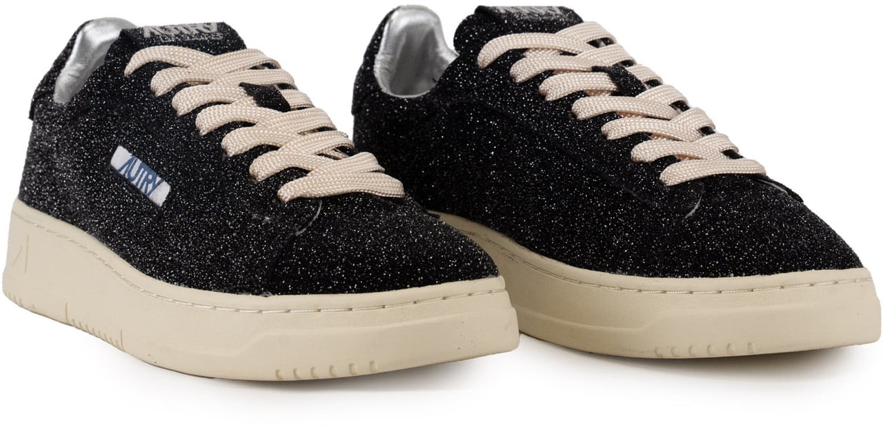 Autry Sneakers Suestars Black Zwart