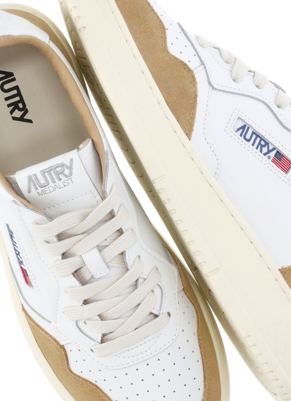 Autry Sneakers White Wit