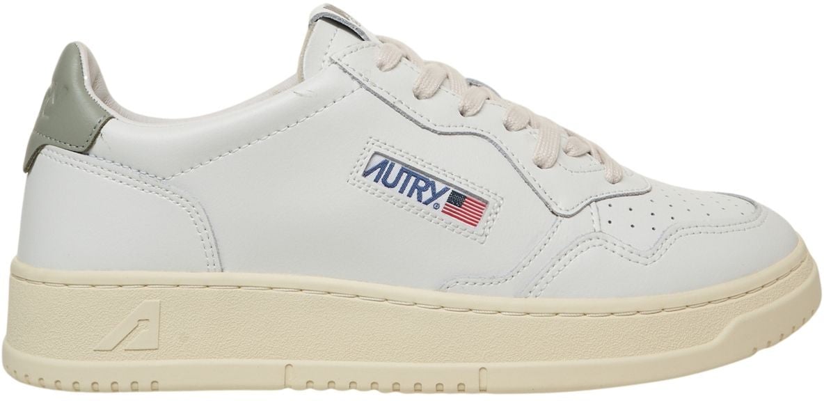 Autry Sneakers 'Medalist Low' Wit