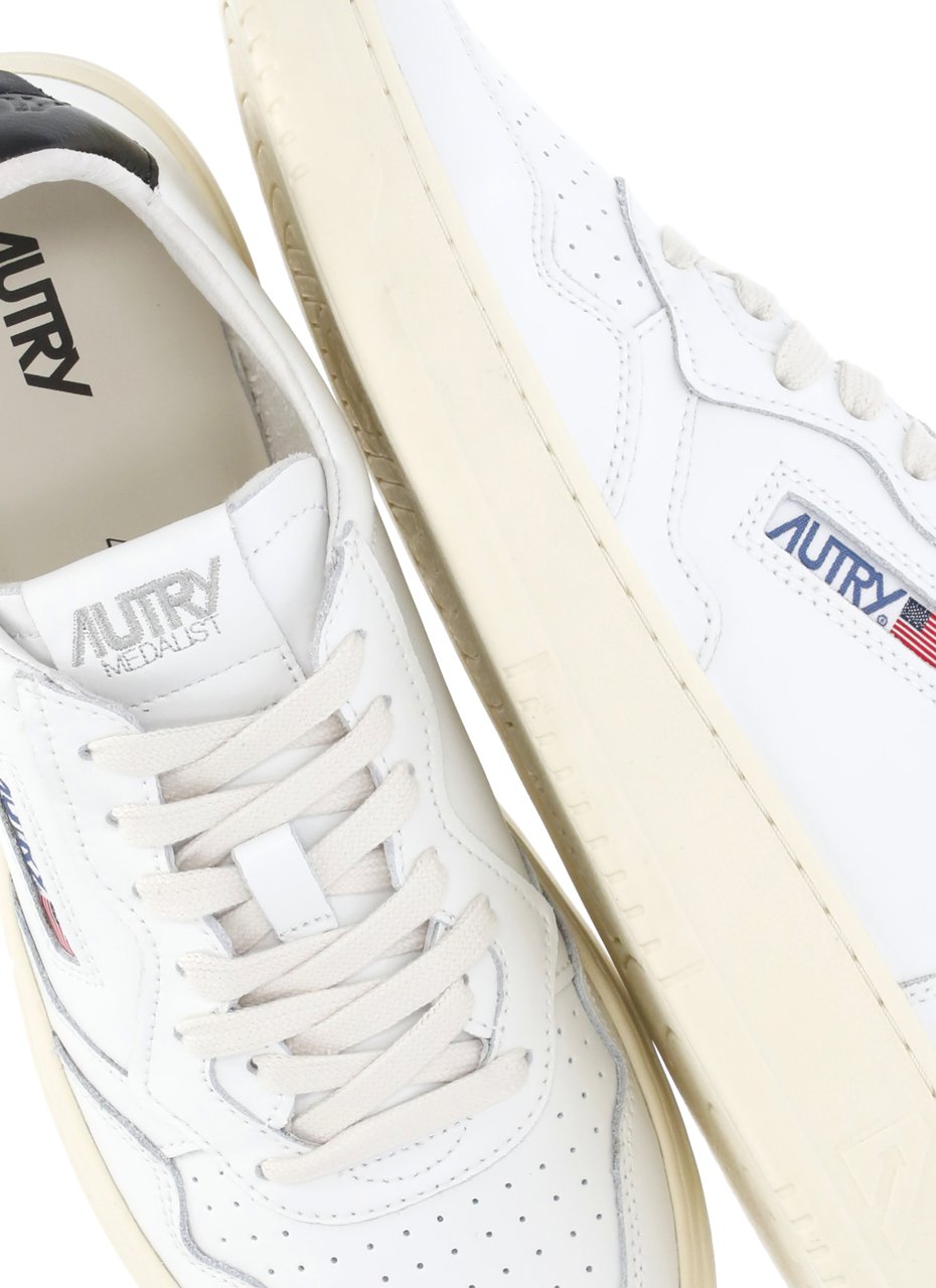 Autry Sneakers White Wit
