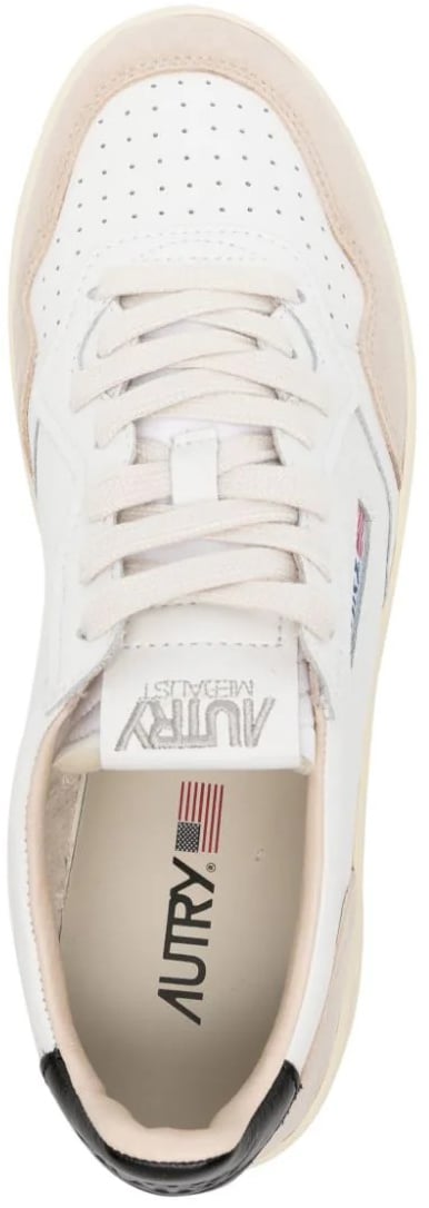 Autry medalist low divers Divers