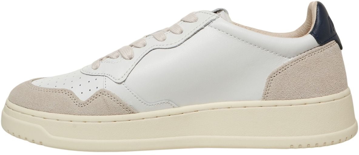 Autry Sneakers 'Medalist Low' Wit