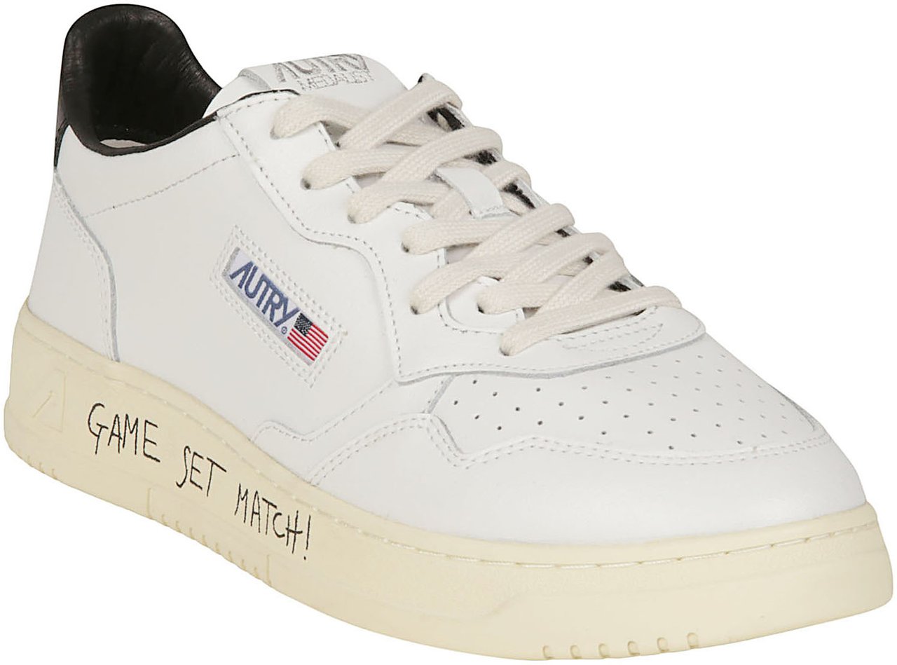 Autry Medalist Low Sneakers White Wit