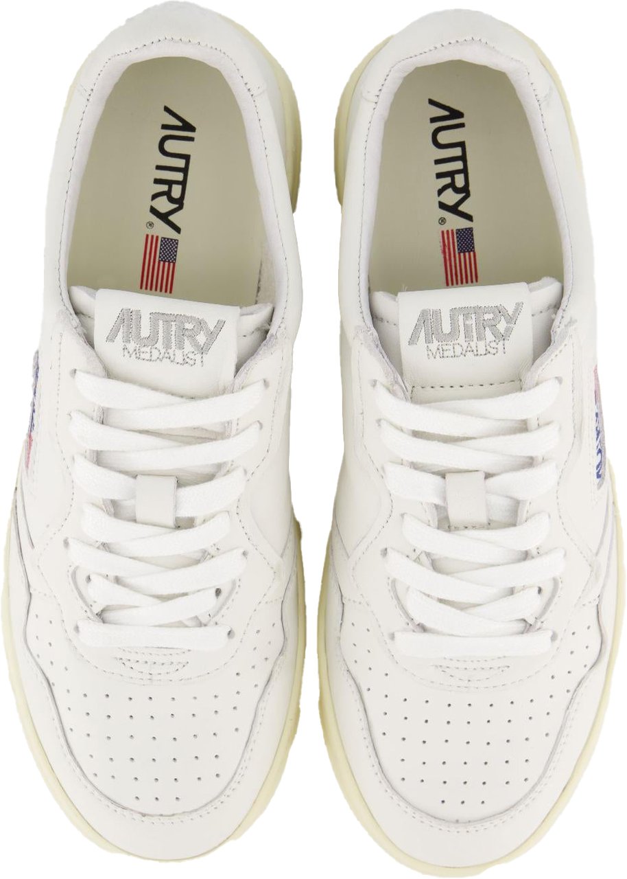 Autry Dames 01 Low Goat Wit Wit