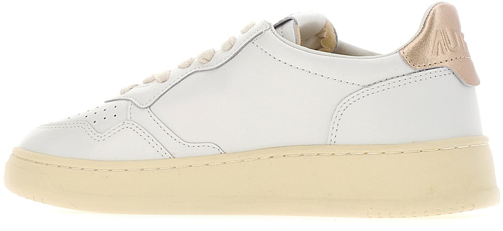 Autry Autry White leather Medalist sneakers Wit