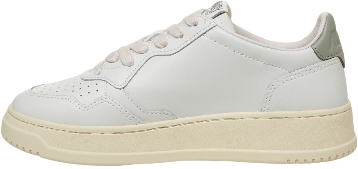 Autry Sneakers 'Medalist Low' Wit