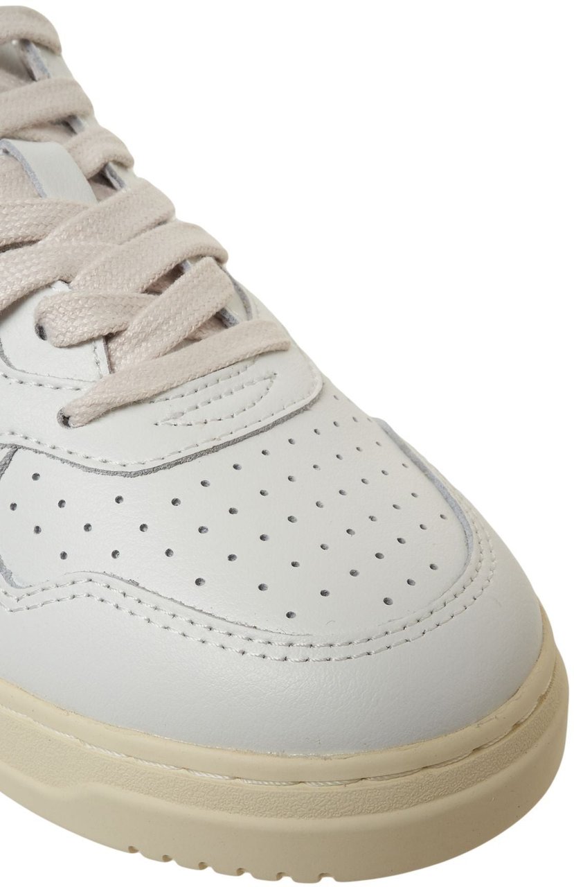 Autry Sneakers 'Medalist Low' Wit