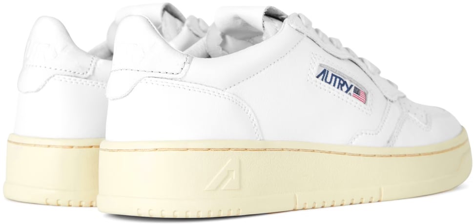 Autry Medalist 01 Low Sneakers Wit