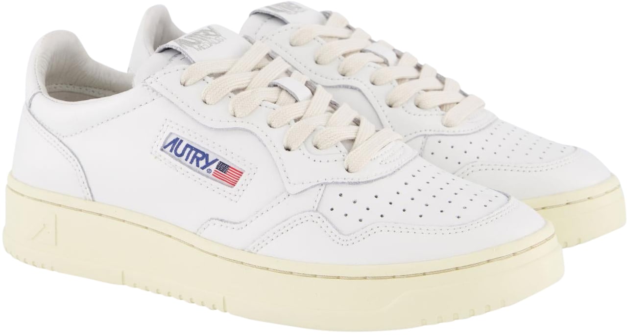 Autry Dames 01 Low Wit Wit