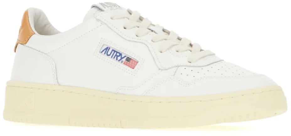 Autry medalist low divers Divers