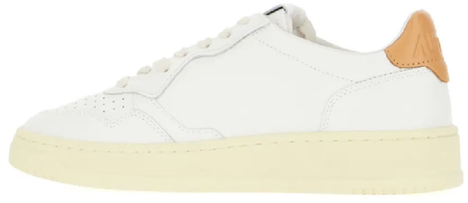 Autry medalist low divers Divers