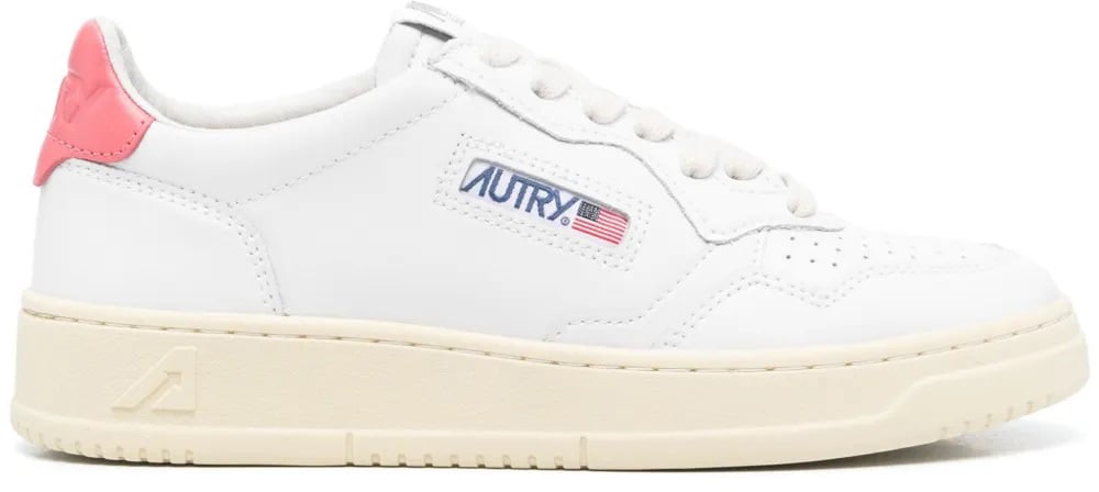 Autry medalist low divers Divers