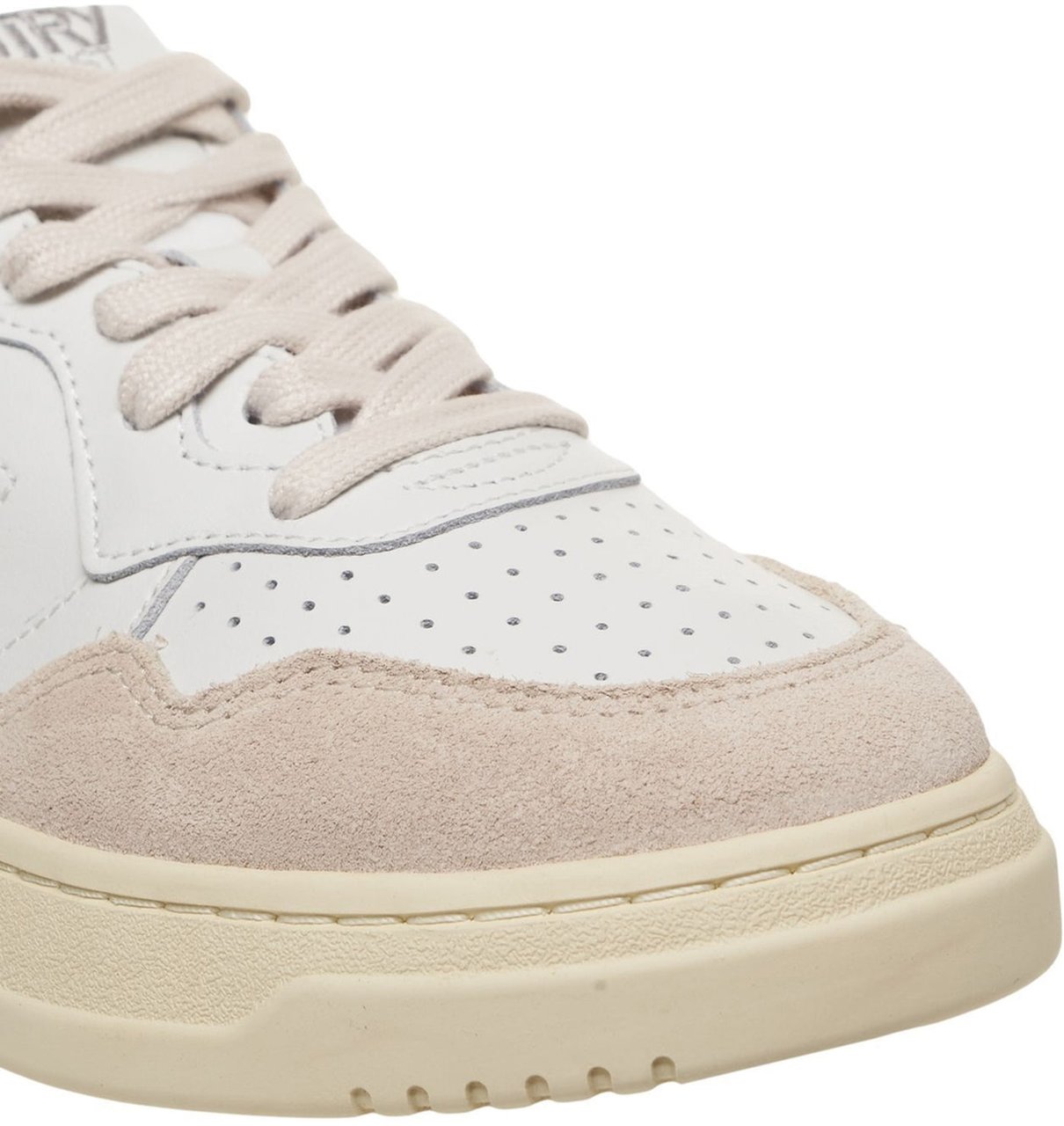 Autry Sneakers 'Medalist Low' Wit