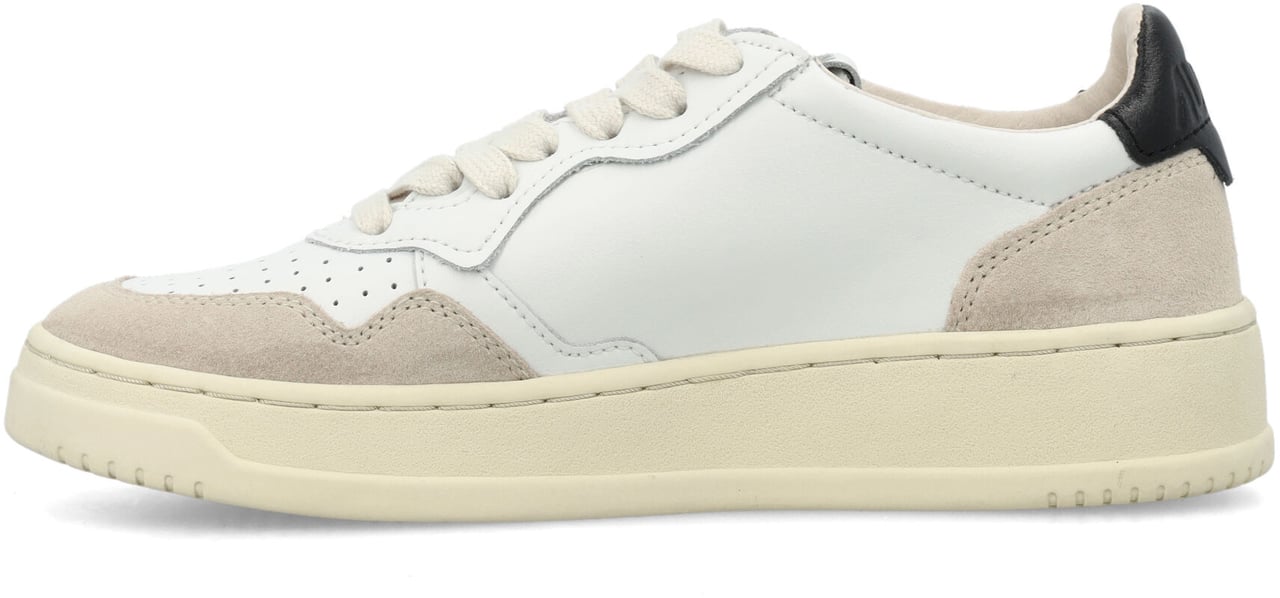 Autry Medalist low woman sneakers Wit
