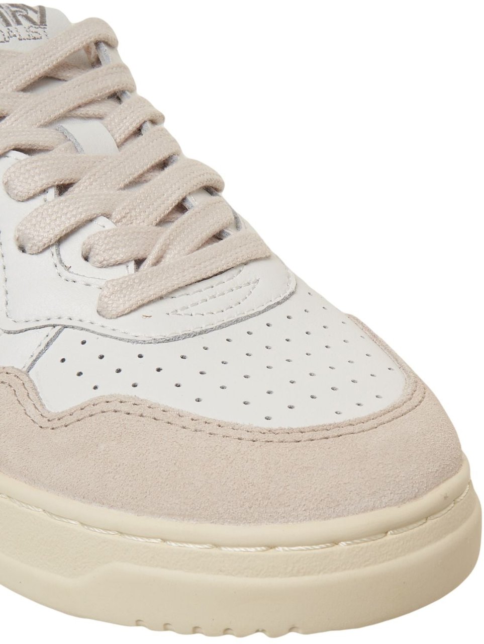 Autry Sneakers 'Medalist Low' Wit