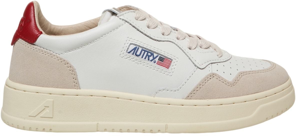 Autry Sneakers 'Medalist Low' Wit