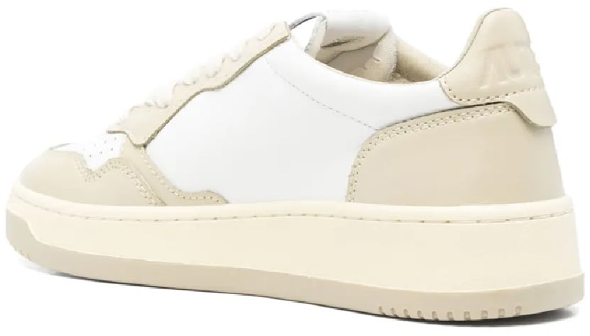 Autry medalist low divers Divers