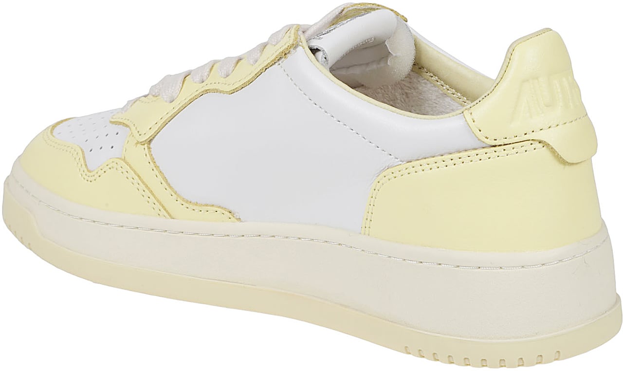 Autry Medalist Low Sneakers White Wit