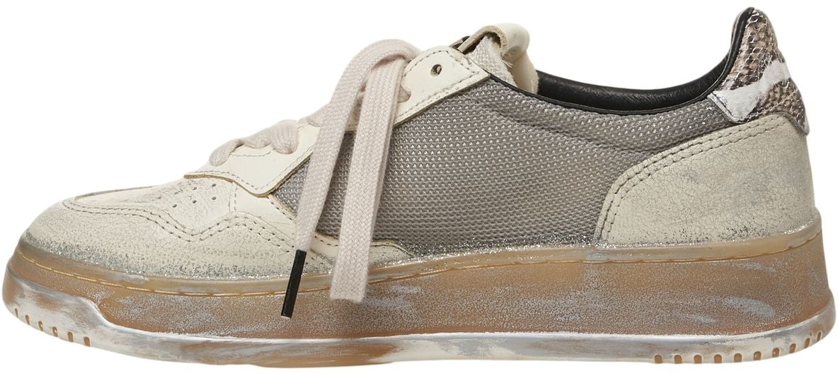Autry Sneakers 'Medalist Low Super Vintage' Zilver