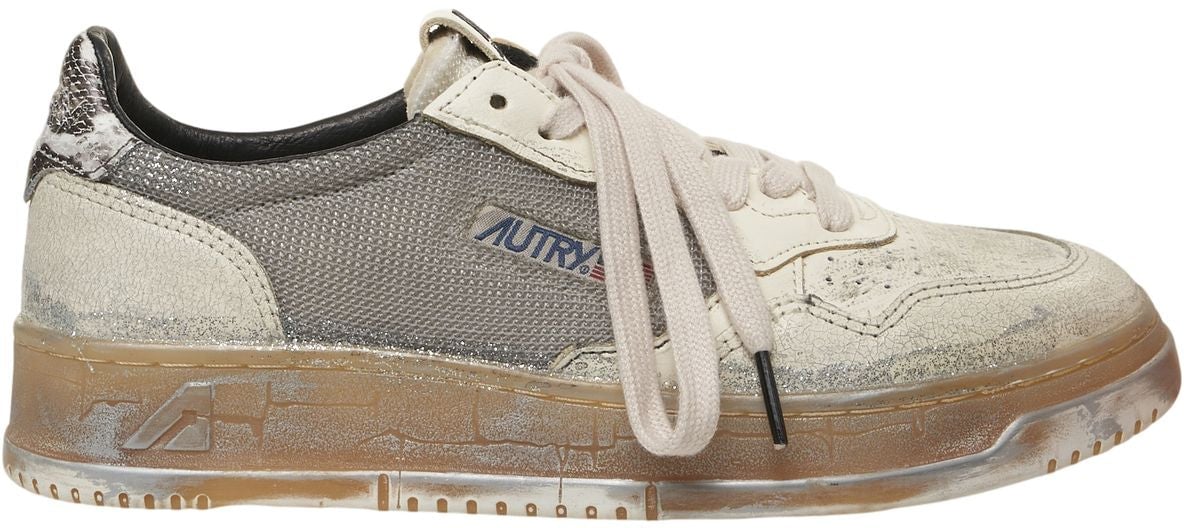 Autry Sneakers 'Medalist Low Super Vintage' Zilver
