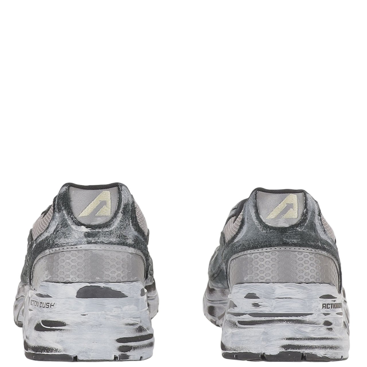 Autry Vintage-Inspired Grey Sneakers with Front Lacing and Logo Detailing Grijs