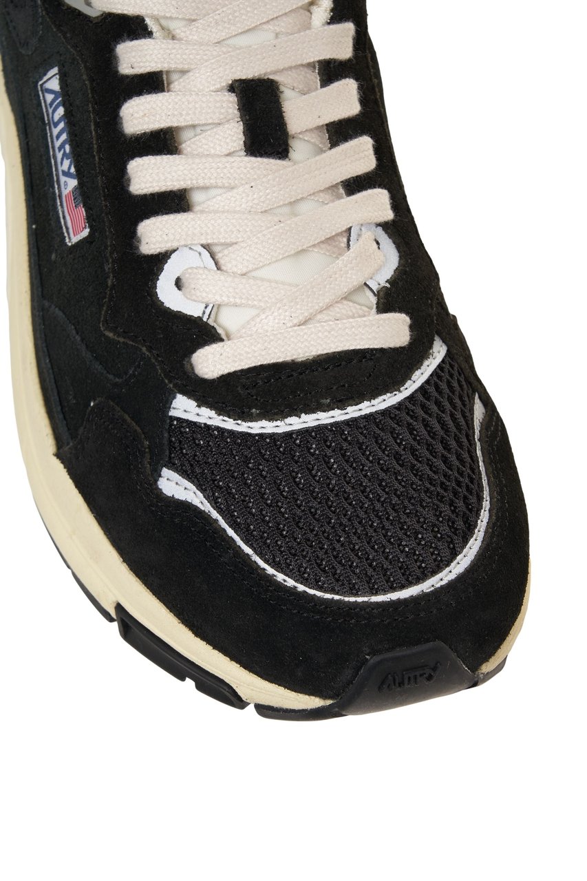 Autry Sneakers 'Hyperway' Zwart