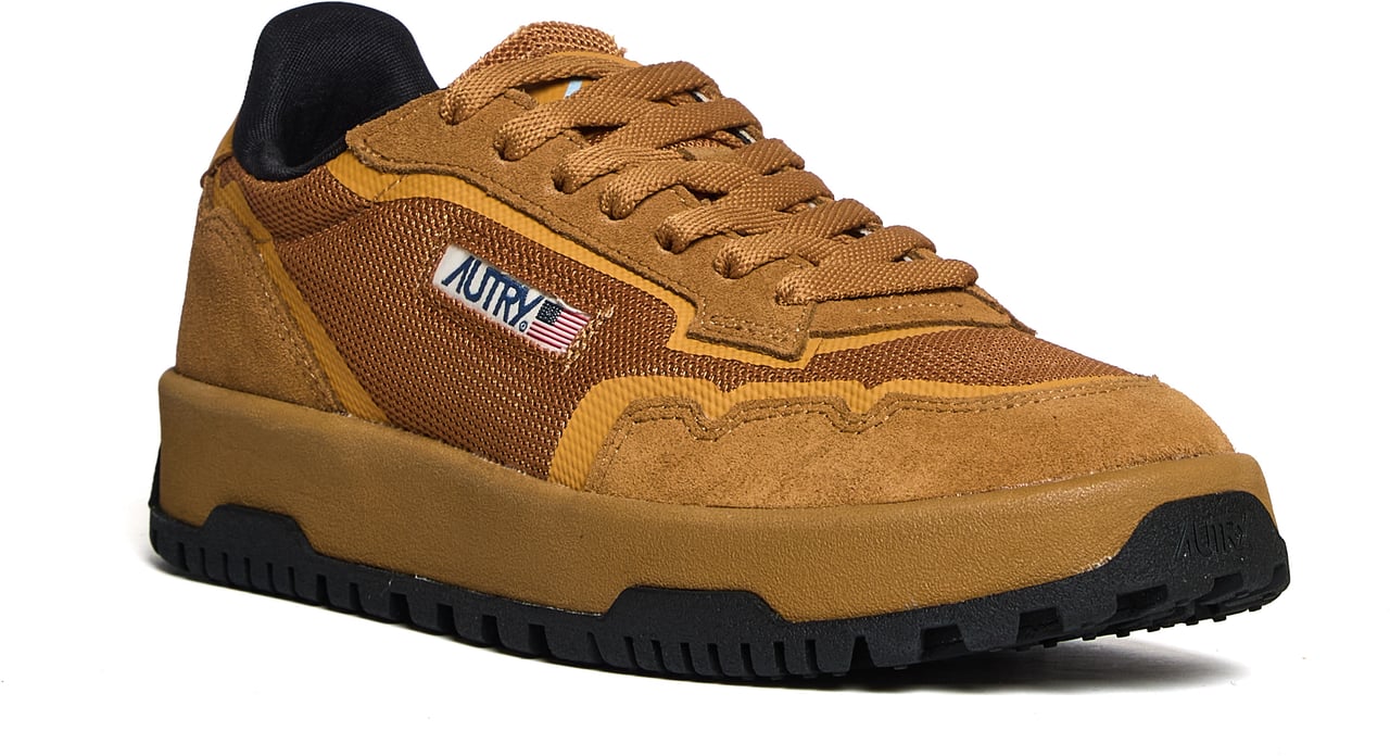 Autry Sneakers Wildpace Low In Mesh E Suede Buckthorn Oranje