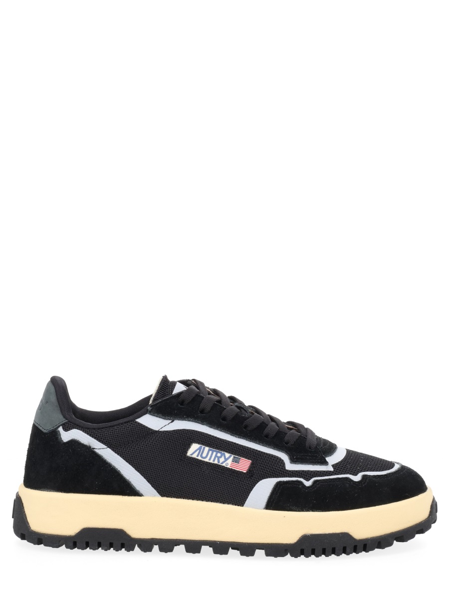 Autry Wildpace Low Mesh Suede Sneakers Zwart