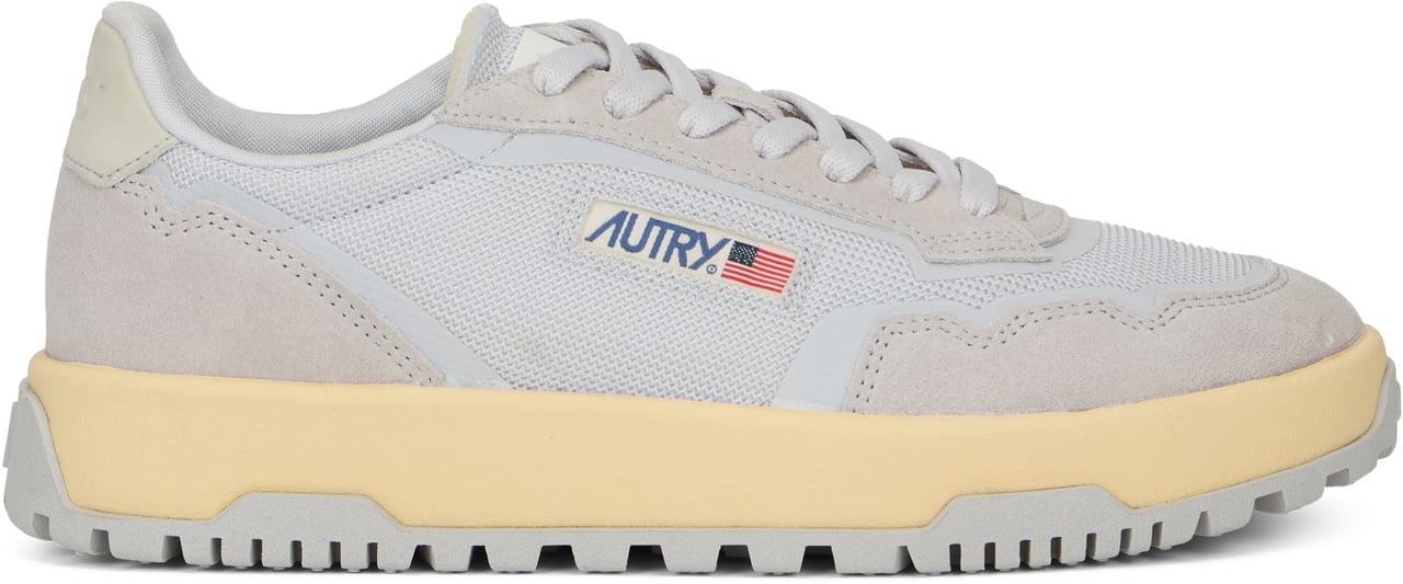 Autry Sneakers Wild Pace Lichtgrijs