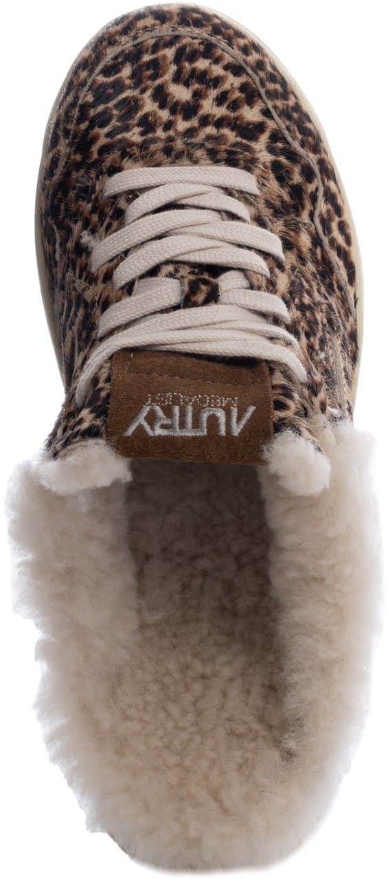 Autry Sneakers Ponysush Leopland Dierenprint
