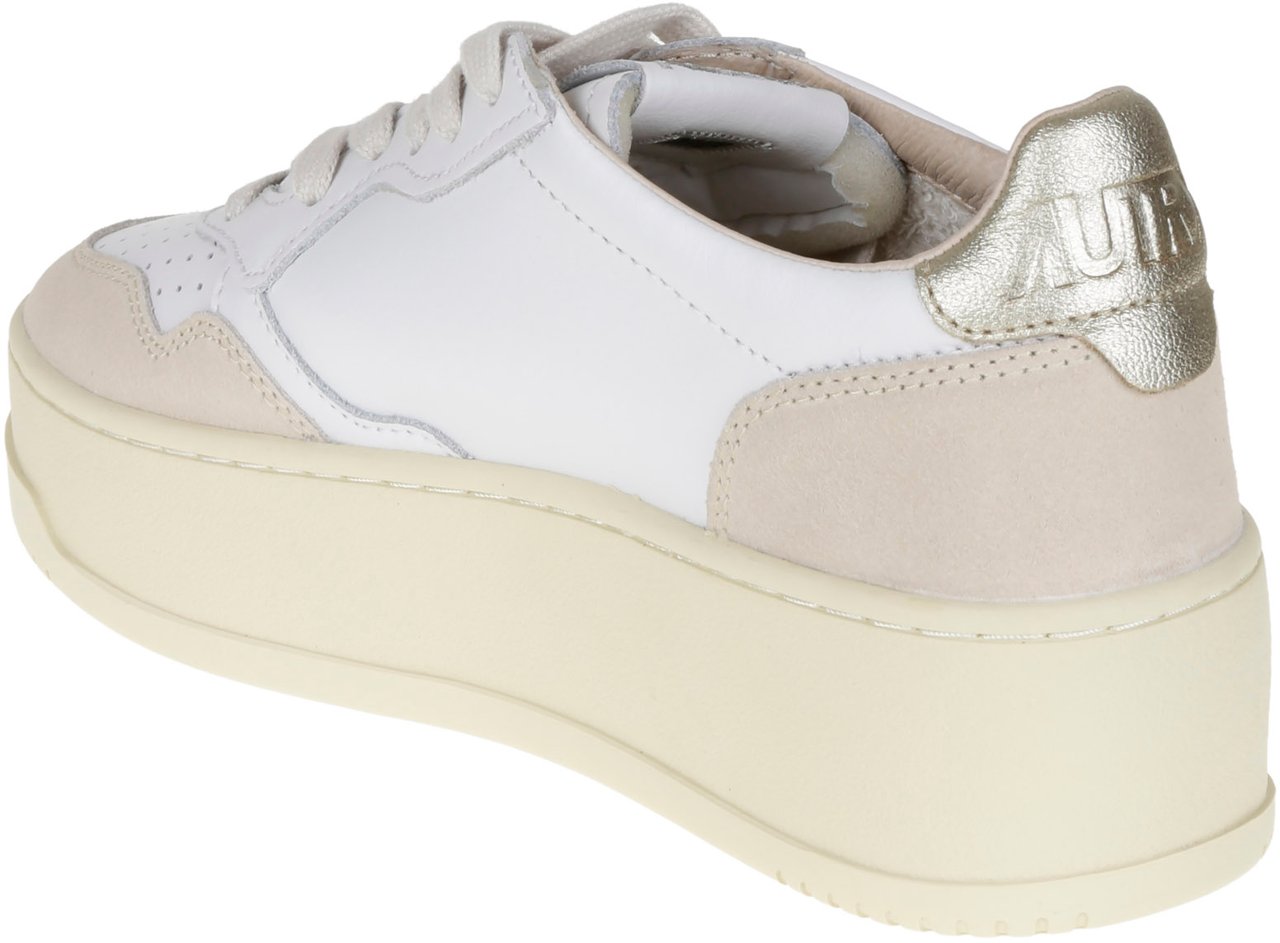 Autry Flat Shoes Golden Goud