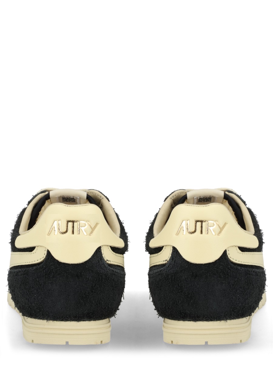 Autry Windspin Retro Black Suede Sneakers Zwart