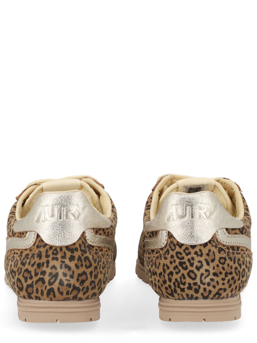 Autry Windspin Leopard Metallic Accents Sneakers Bruin